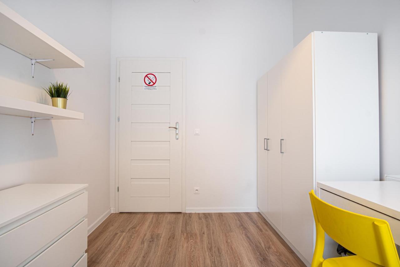 Jaracza 15 Prywatne Pokoje Łódź Exteriör bild